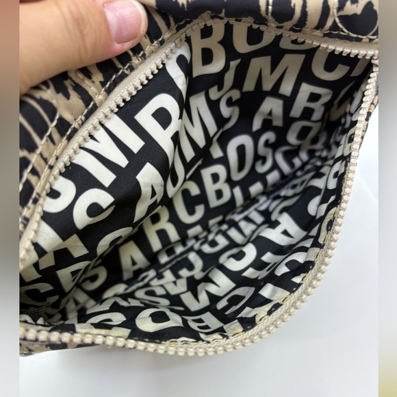 Marc by Marc Jacobs cheetah makeup bag / accessory pouch - Picture 5 of 6